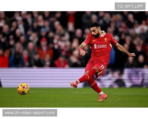 利物浦传中落点绝妙，萨拉赫甩头破门